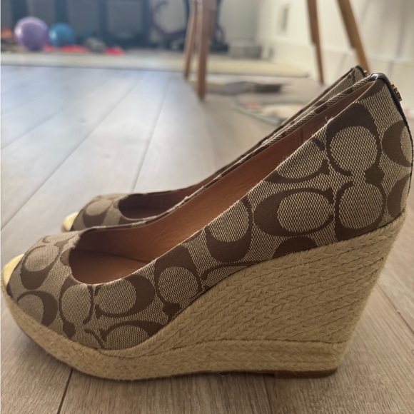 Coach Signature Logo Khaki Wedge Espadrille Size 9 - Picture 6 of 9